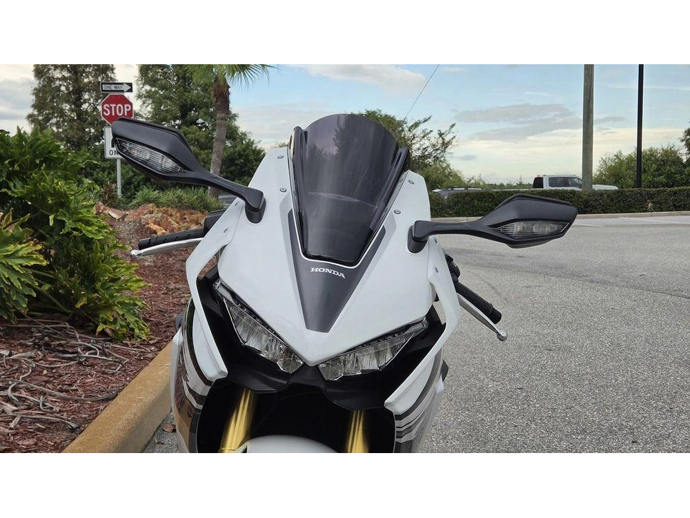 2027 Honda Cbr1000rr