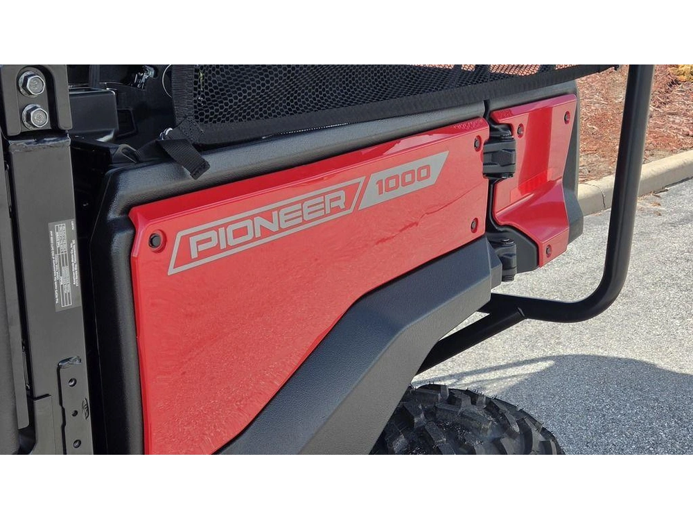 2026 Honda Pioneer 1000-5 Deluxe
