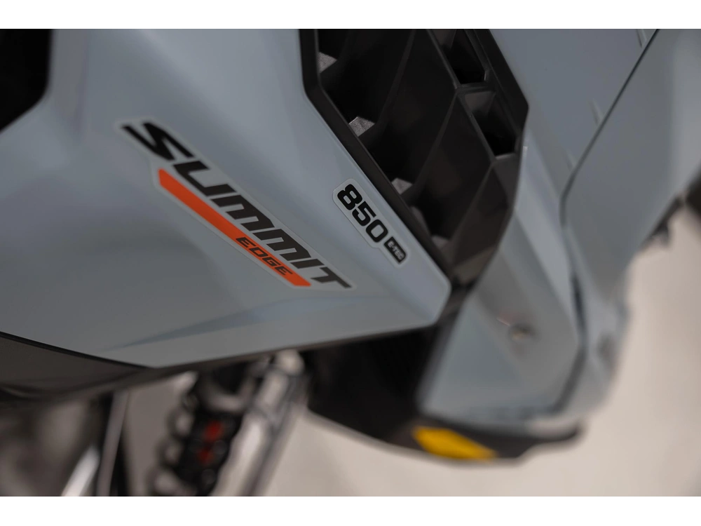 2027 Ski-doo Chvb