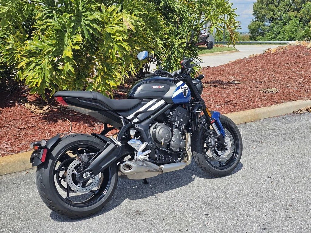2025 Triumph Trident 660 Cobalt Blue/sapphire Black