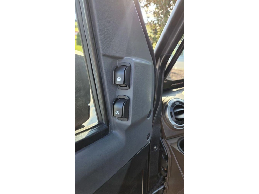 2027 Kawasaki Ridge® Crew Platinum Ranch Hvac