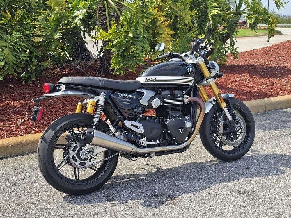 2025 Triumph Speed Twin 1200 Rs Sapphire Black