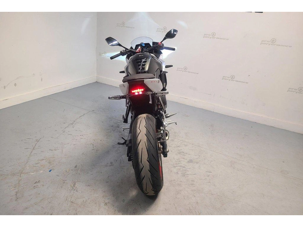 2024 Suzuki Gsx-8r Abs alt