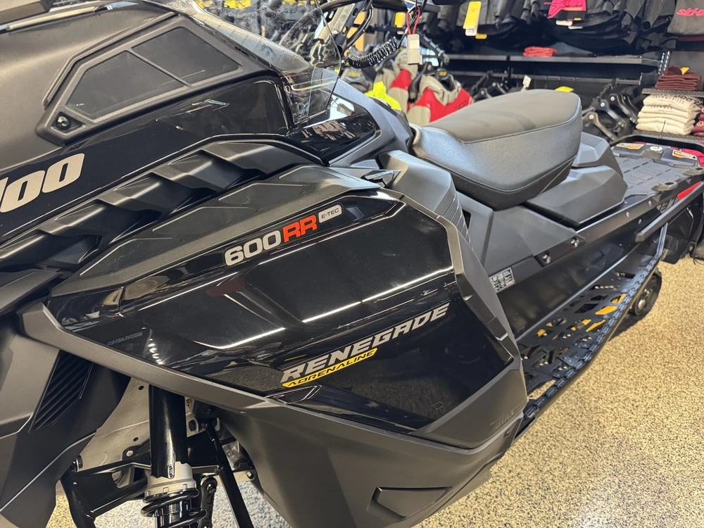 Ski-doo Renegade Enduro 600rr 2027 alt