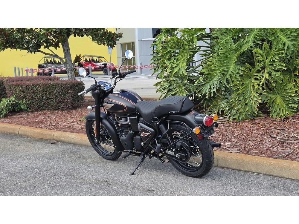 2027 Royal Enfield Bullet 350 Black Gold