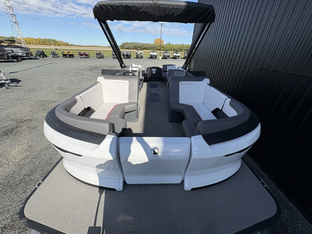 2025 Manitou Cruise 22 Switchback Stealth