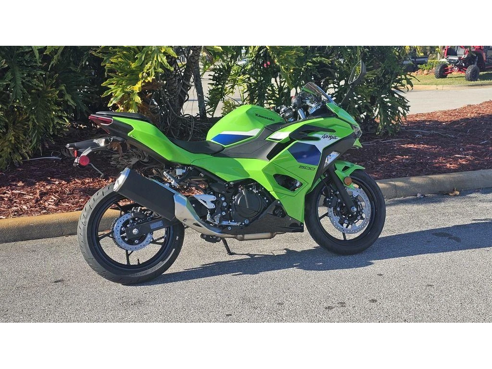2026 Kawasaki Ninja® 500