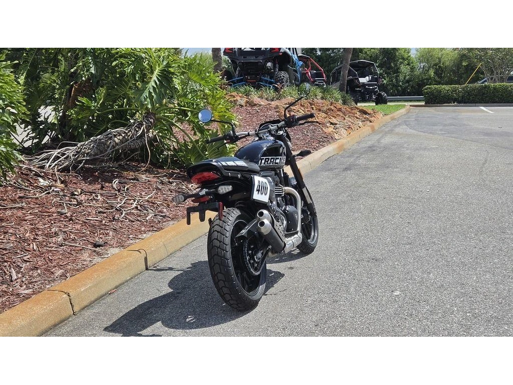 2026 Triumph Tracker 400 Phantom Black