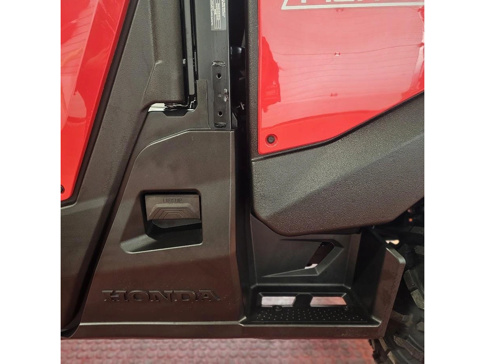 2026 Honda Pioneer 1000 5p Deluxe