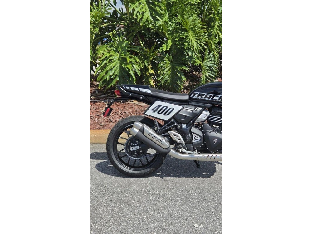 2026 Triumph Tracker 400 Phantom Black