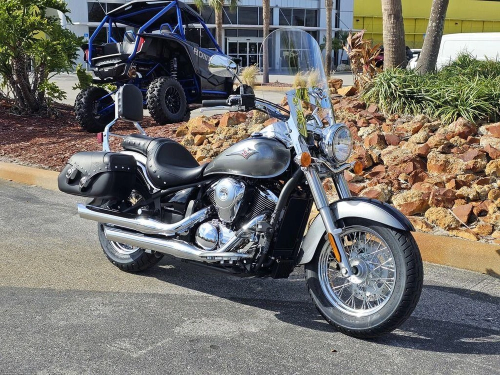 2026 Kawasaki Vulcan® 900 Classic Lt