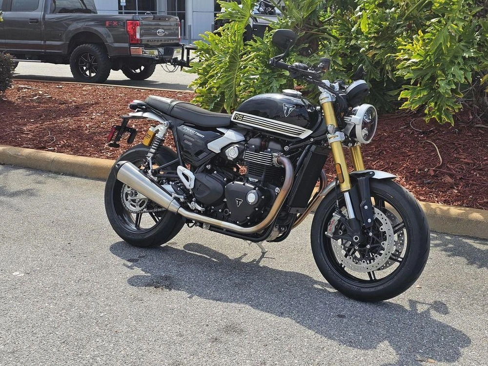 2025 Triumph Speed Twin 1200 Rs Sapphire Black