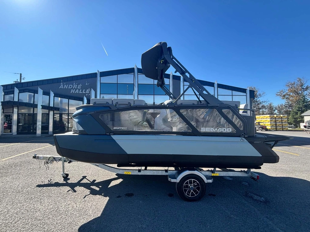 Sea-doo Switch Cruise Limited 18 300hp 2026 alt