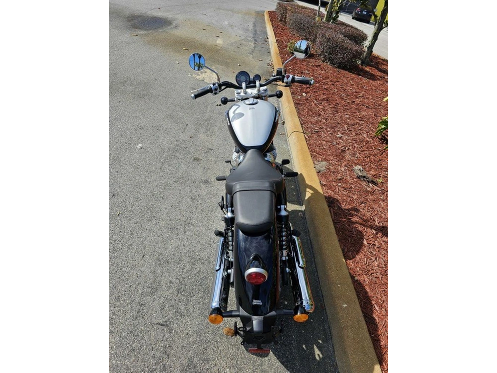 2024 Royal Enfield Super Meteor 650 Interstellar Grey