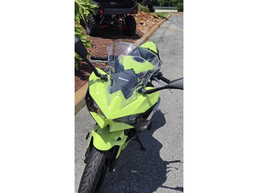2026 Kawasaki Ninja® 500 Se Abs