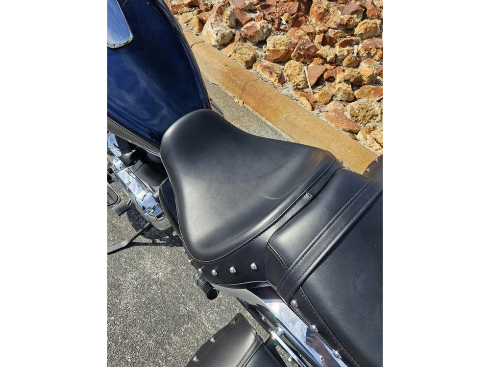 2026 Kawasaki Vulcan® 900 Classic Lt