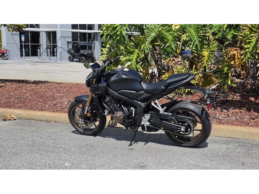 2026 Honda Cb650r E-clutch