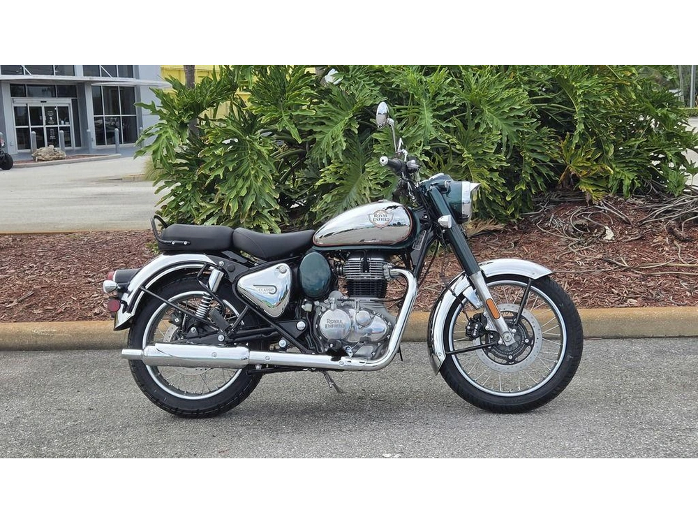 2027 Royal Enfield Classic 350 Emerald Green