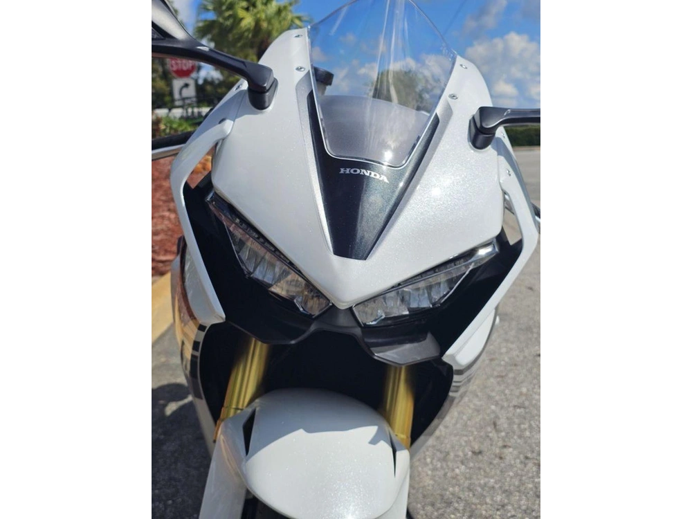 2027 Honda Cbr1000rr