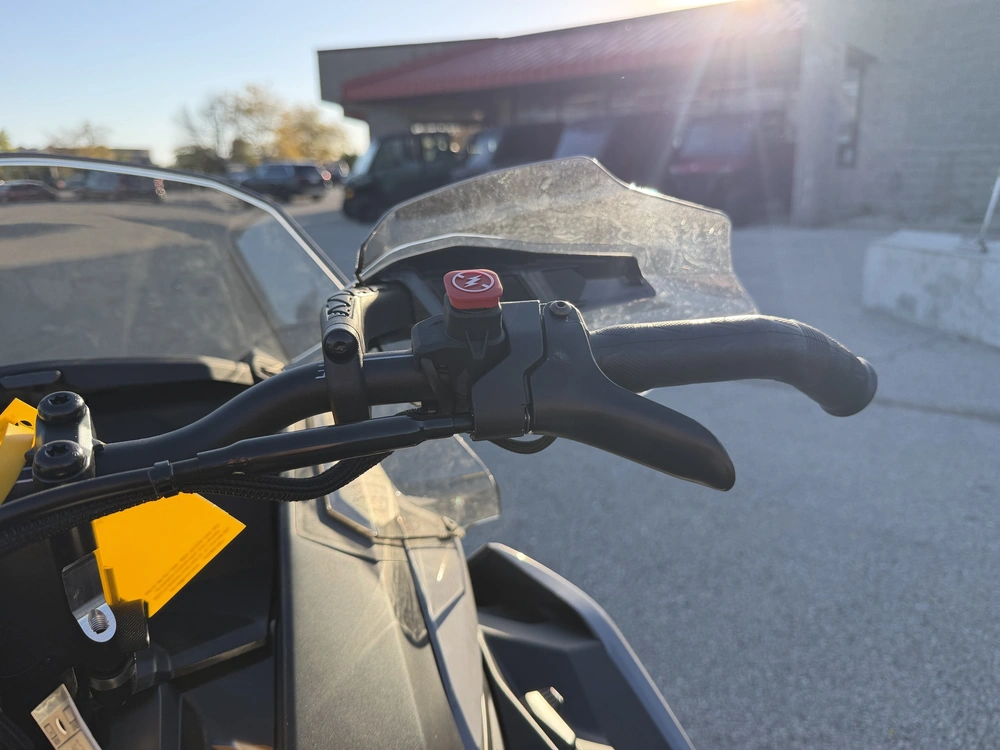 2026 Ski-doo Mxz Adrenaline 600r E-tec 137 Grey