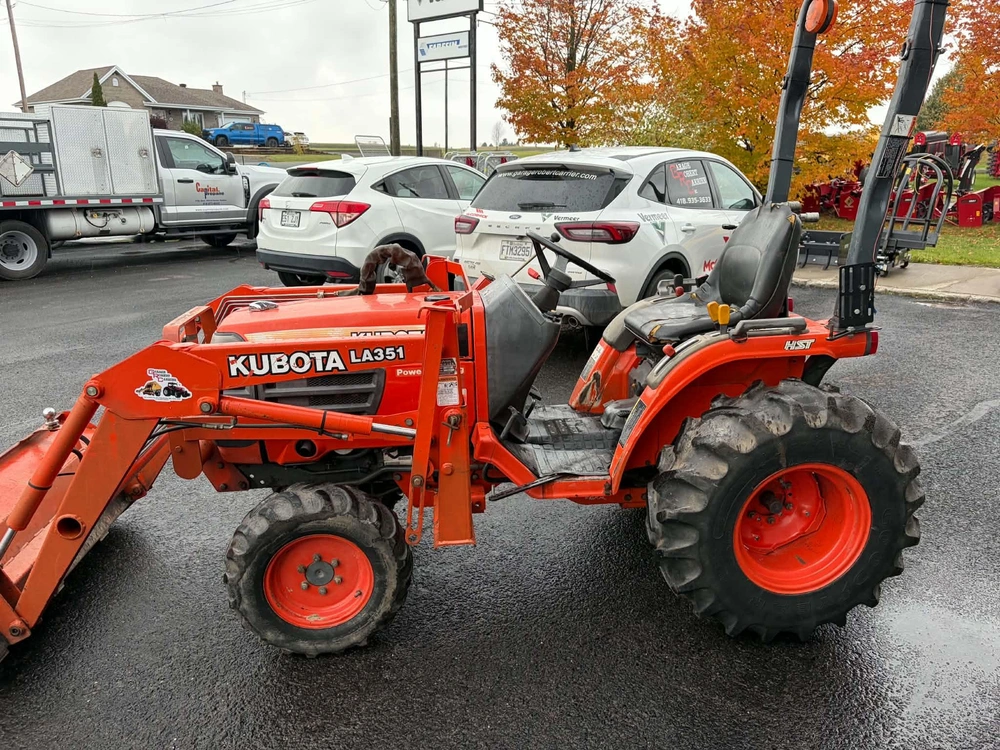 Kubota B2400 1997
