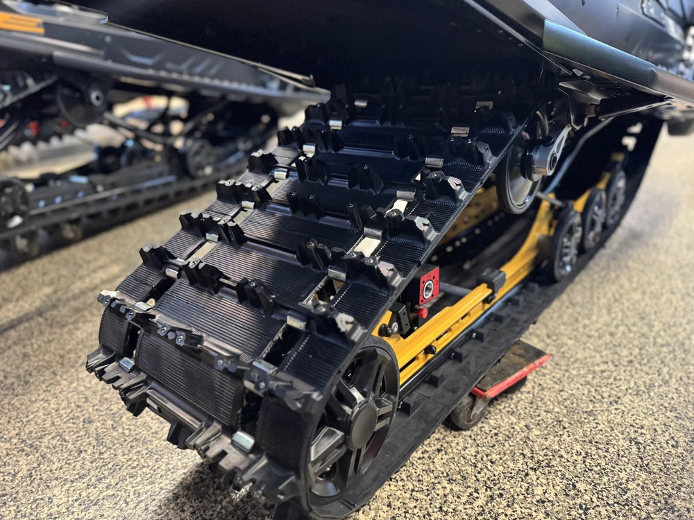 Ski-doo Renegade Enduro 600rr 2027 alt