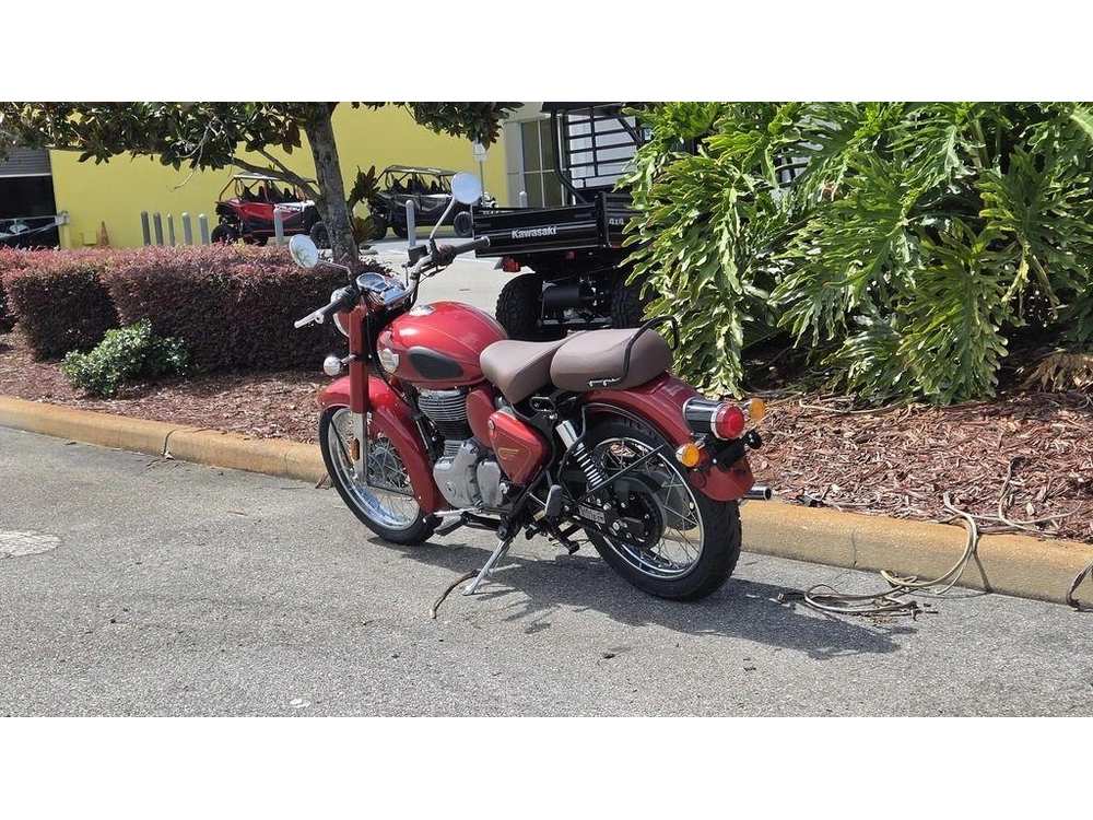 2027 Royal Enfield Classic 350 Madras Red