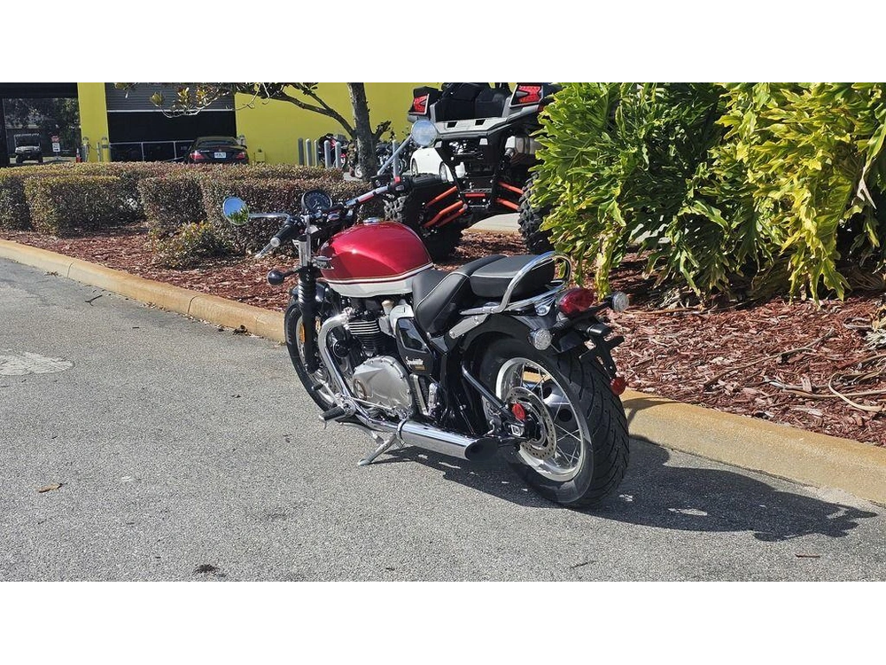 2026 Triumph Bonneville Speedmaster Carnival Red