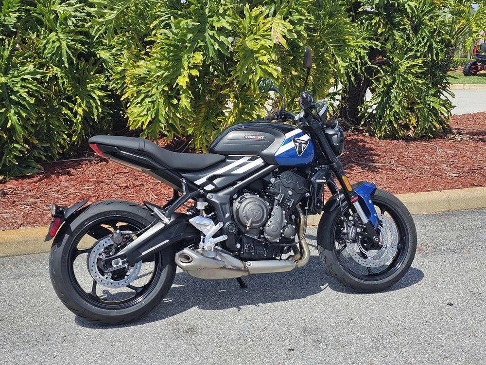 2025 Triumph Trident 660 Cobalt Blue/sapphire Black