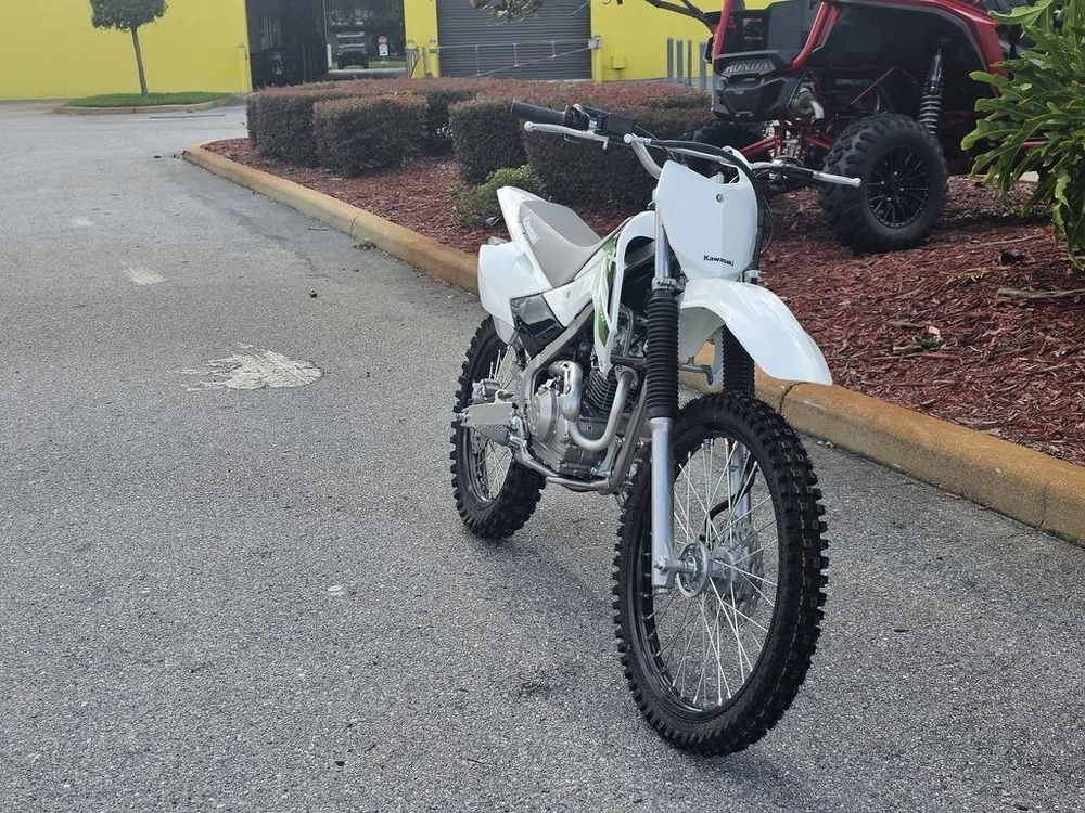 2027 Kawasaki Klx®140r F
