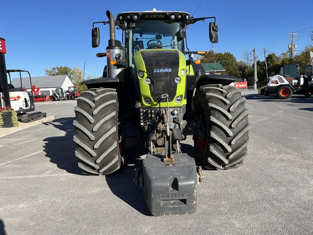 2022 Claas Axion 960