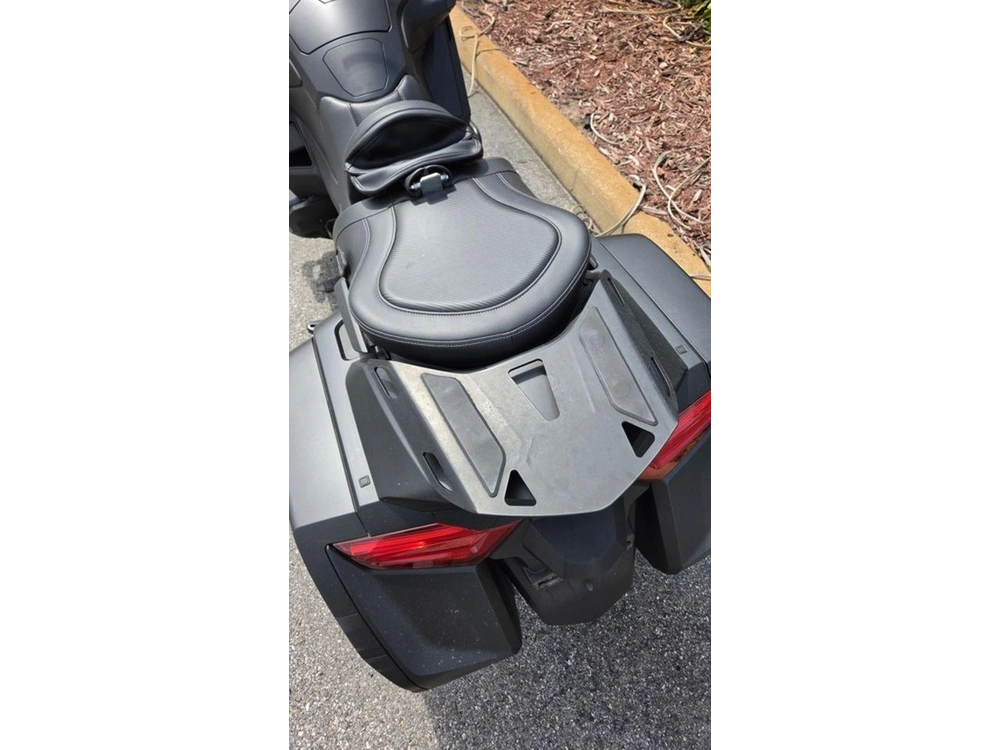 2025 Honda Gold Wing 50th Anniversary Dct