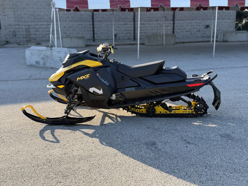 2027 Ski-doo Mxz Neo+ 600 Efi 55 Rs 1.25" Es