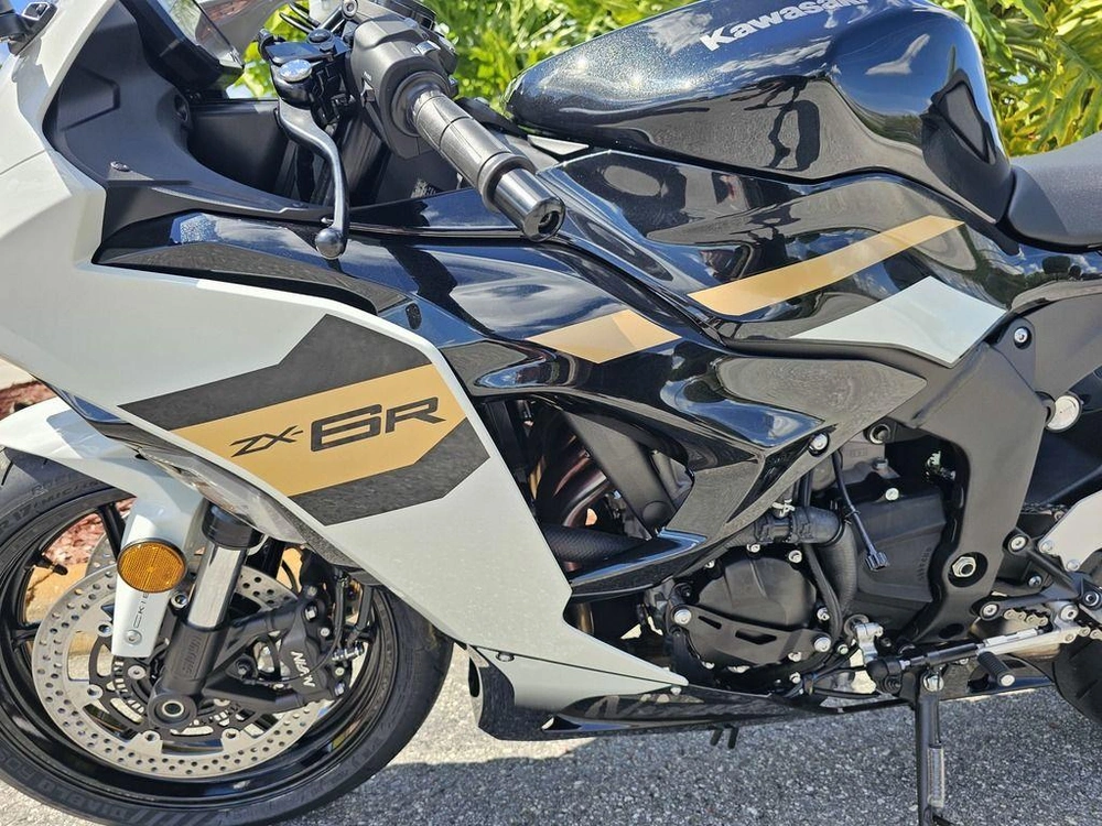 2026 Kawasaki Ninja® Zx™-6r Abs