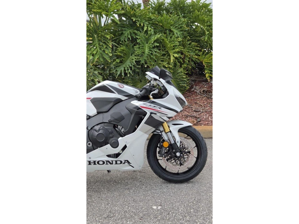 2027 Honda Cbr1000rr