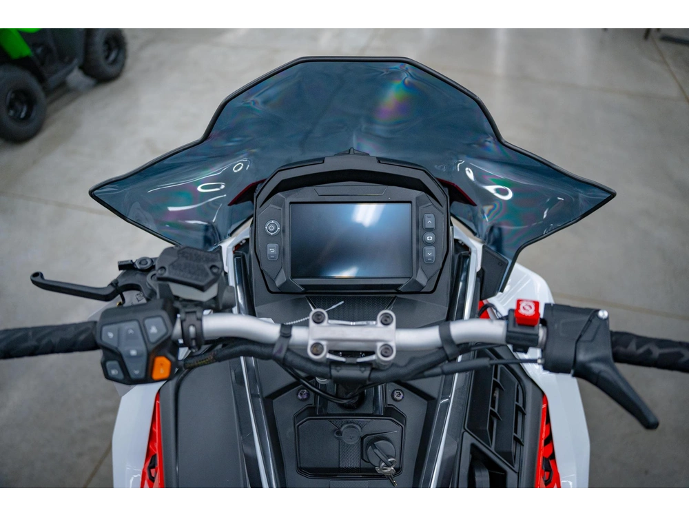 2027 Polaris 650 Switchback Xc 146