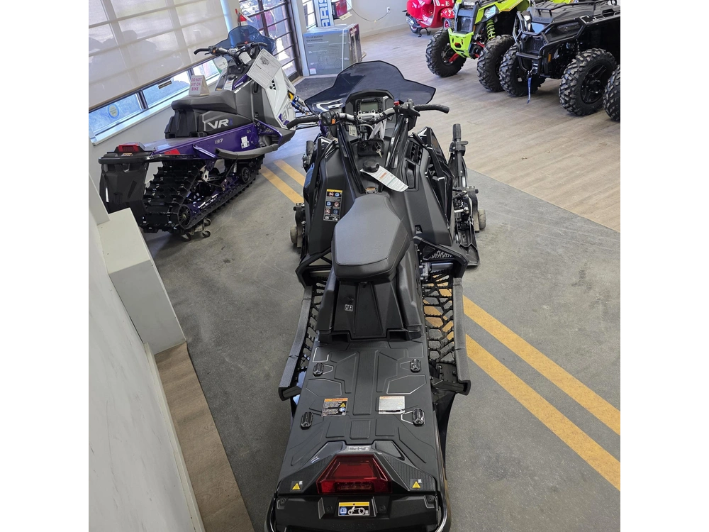 2027 Polaris Prostar S4 Indy Xc 137 alt