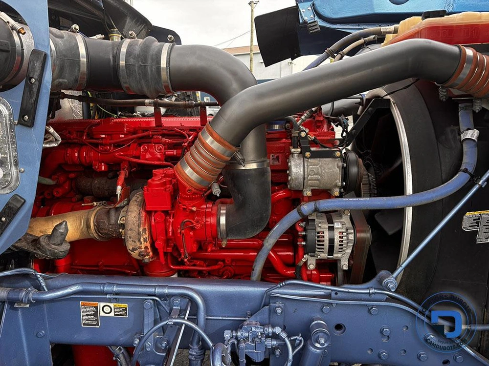 2024 Kenworth W900 alt