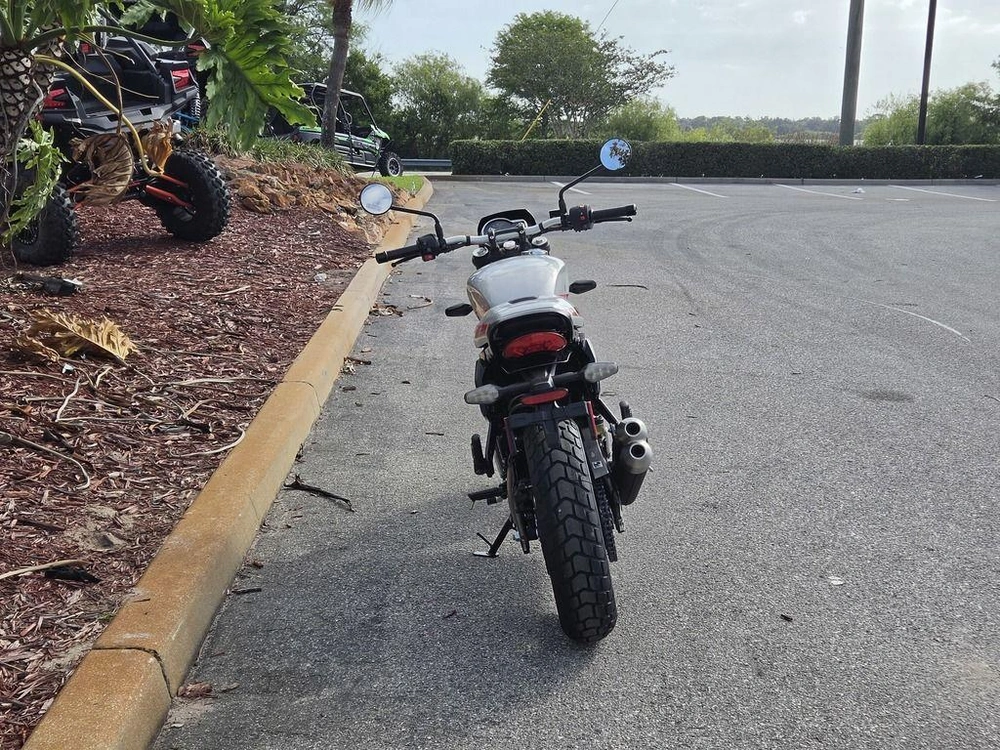 2026 Triumph Tracker 400 Aluminum Silver