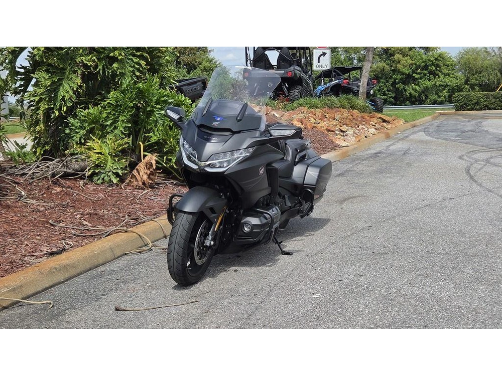 2025 Honda Gold Wing 50th Anniversary Dct
