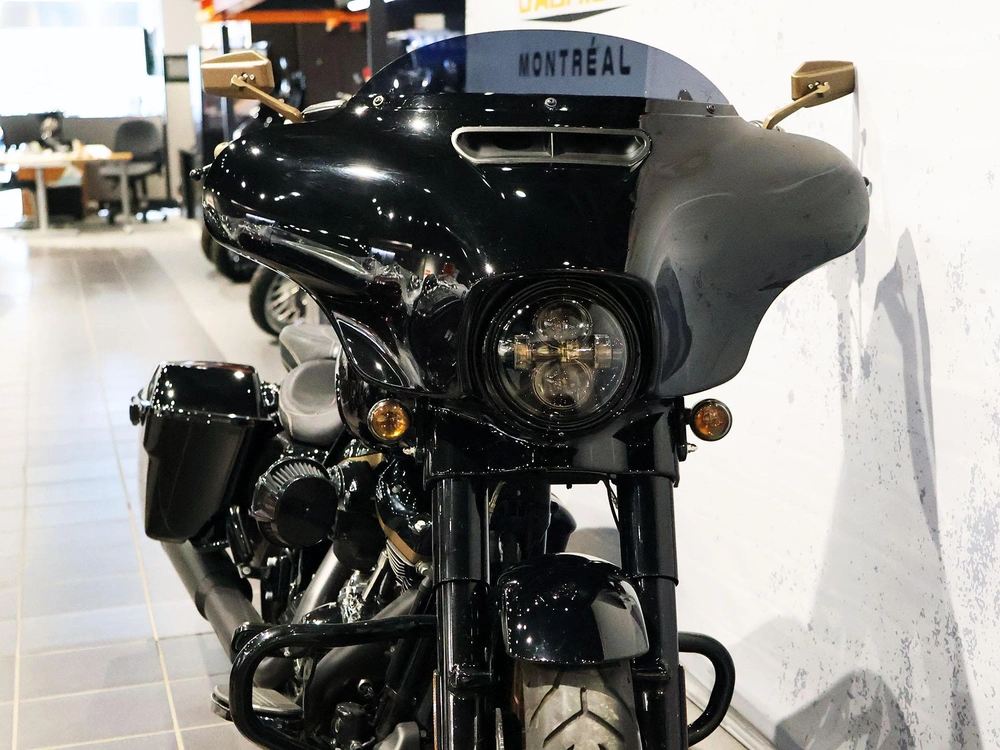 2022 Harley-davidson Street Glide St Flhxst