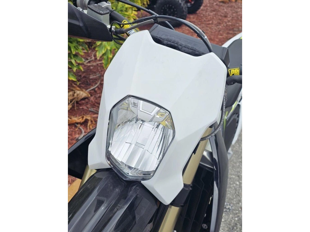 2026 Triumph Tf 250-e Jet Black/pure White
