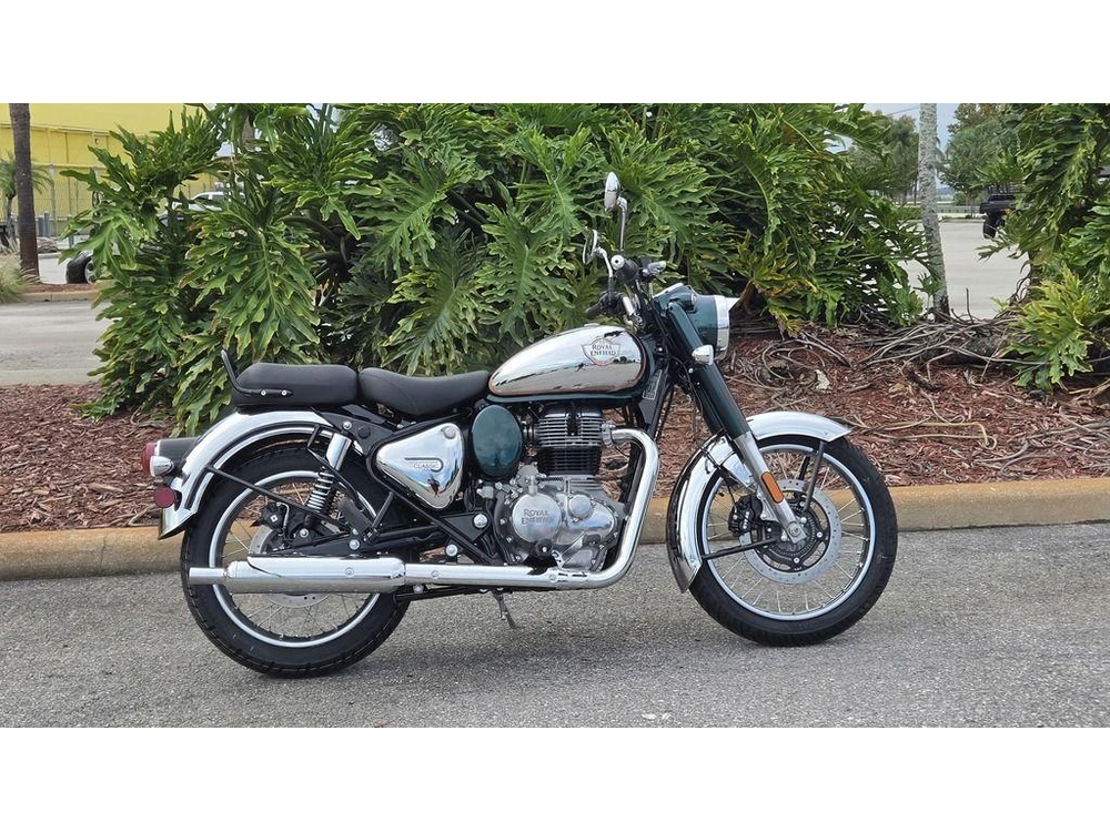 2027 Royal Enfield Classic 350 Emerald Green