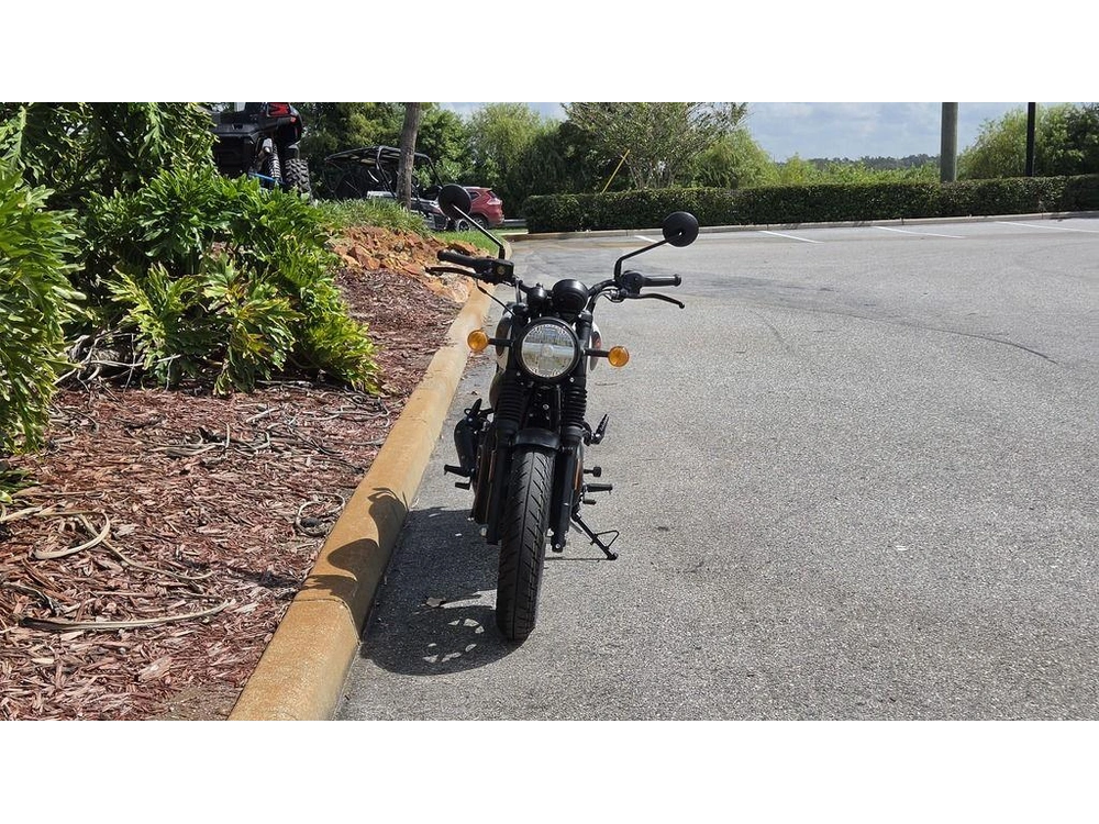 2027 Royal Enfield Hunter 350 Tokyo Black