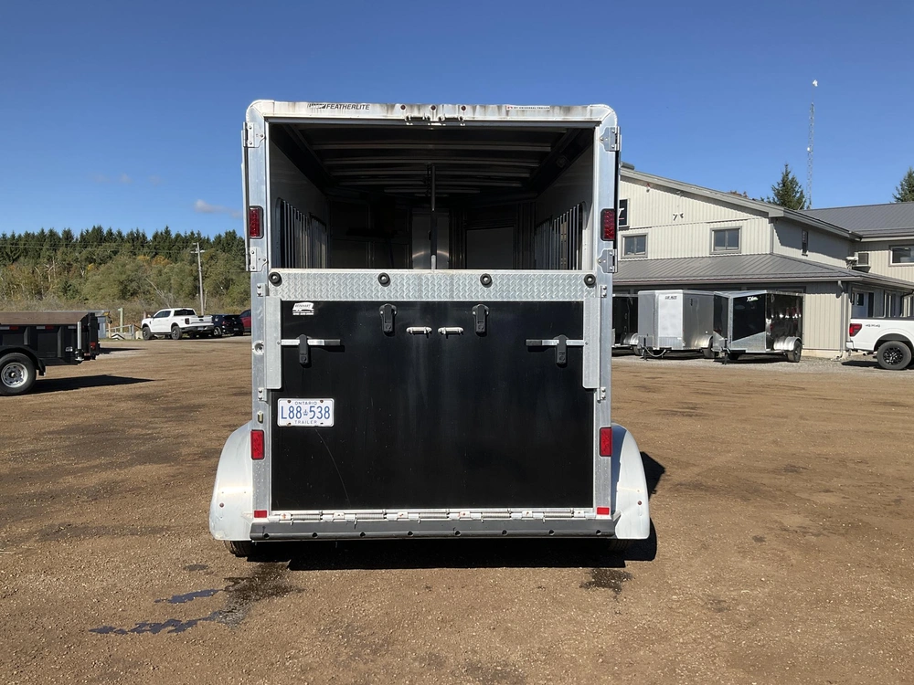 2011 Featherlite 2 Horse Straight Load 6'6"x11 Model 9407 Aluminum Horse Trailer alt