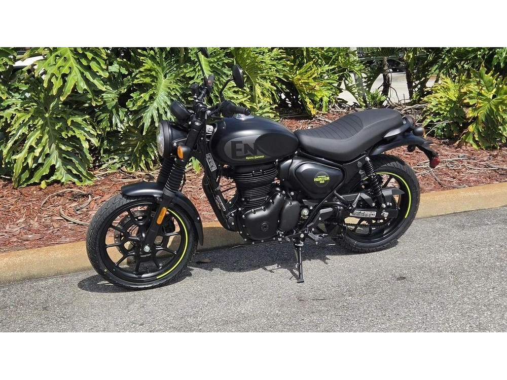 2027 Royal Enfield Hunter 350 Graphite Grey