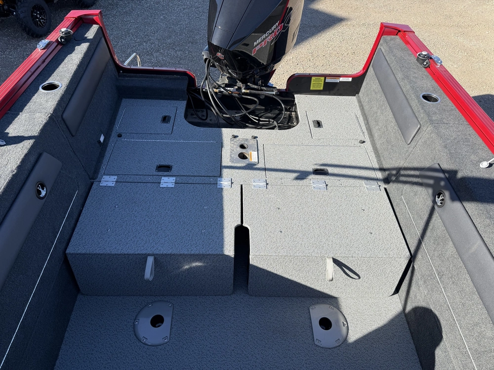 2027 Legend Boats 20 Xt Sport Package alt