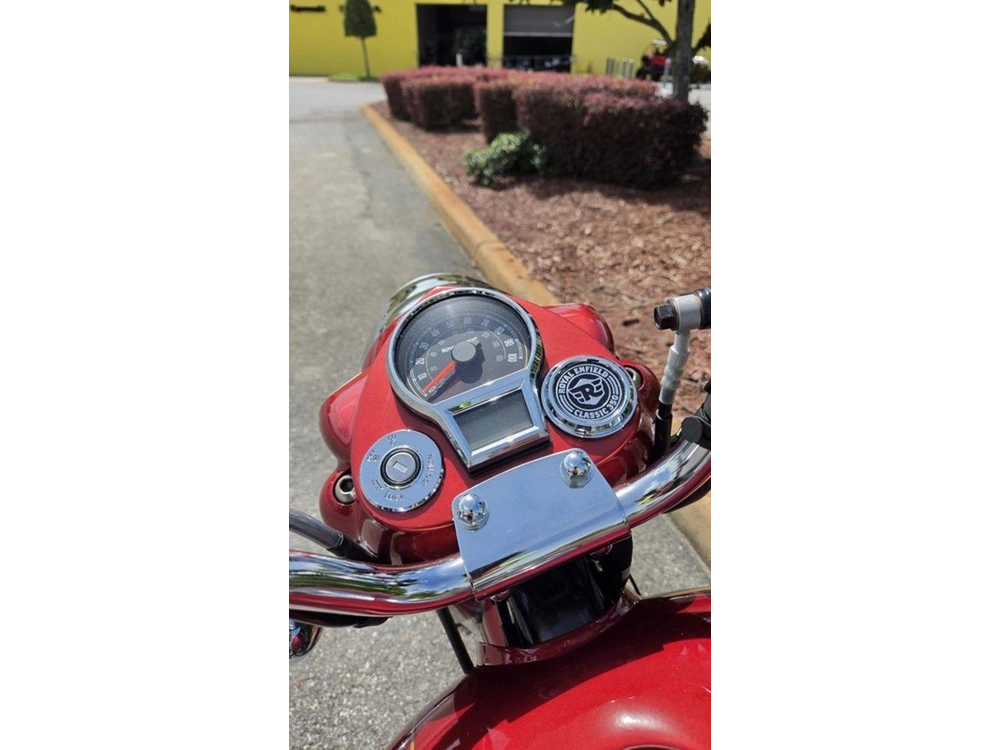 2027 Royal Enfield Classic 350 Madras Red