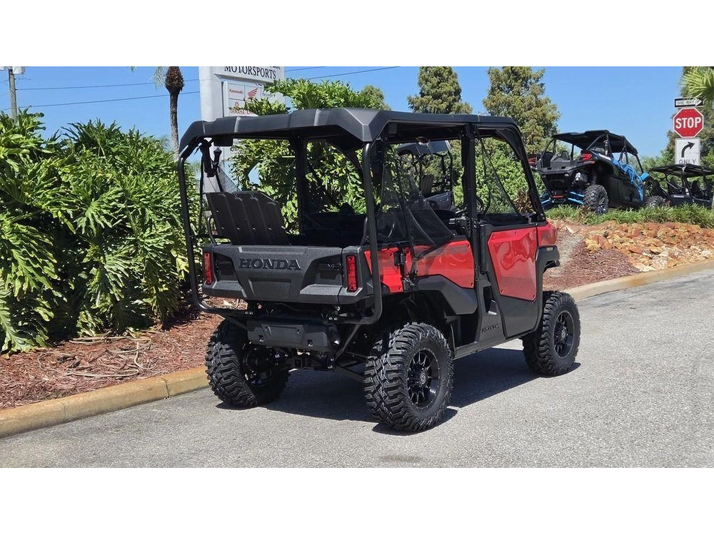 2026 Honda Pioneer 1000-5 Deluxe