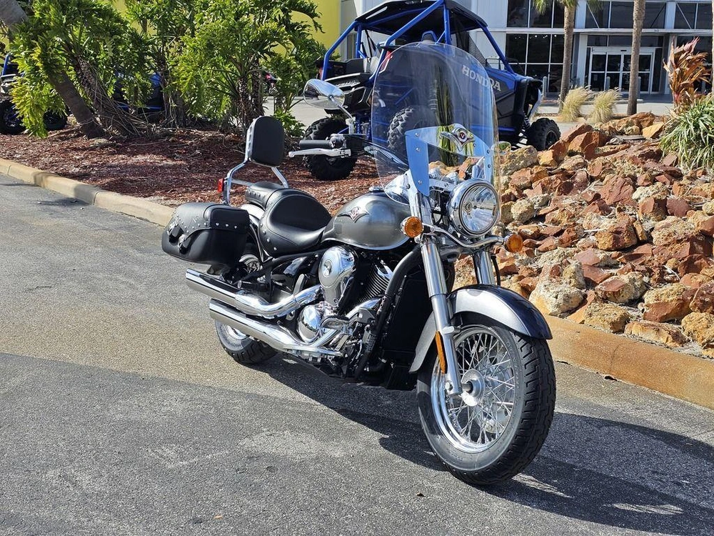 2026 Kawasaki Vulcan® 900 Classic Lt